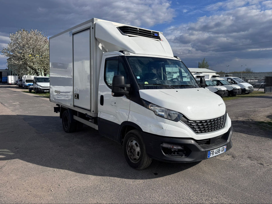 Iveco Daily 35C14 / Chłodnia / Carrier Xarios 350 (573)