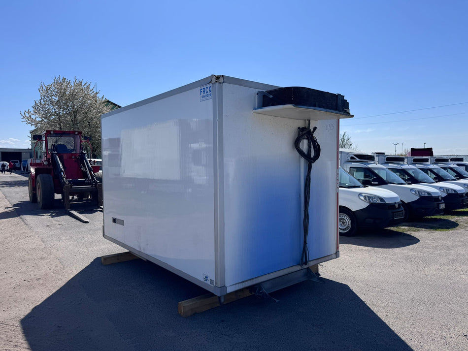 LeCapitaine / KONTENER / Carrier Pulsor 350 (493)