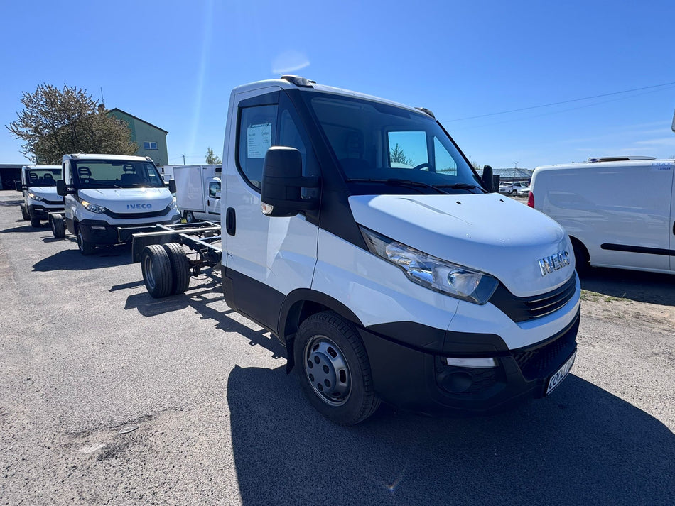 Iveco Daily 35C14 / Rama do zabudowy (489)