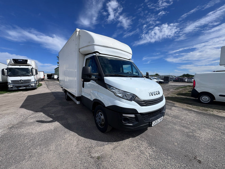 Iveco Daily 35C16 / KONTENER 8 EP / Winda (522)