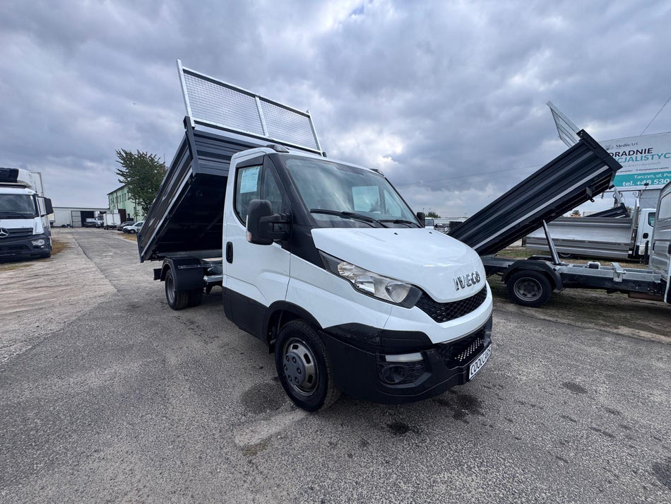 Iveco Daily 35C15 / Wywrotka 3-stronna (627)