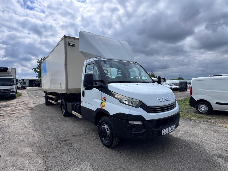 Iveco Daily 35C18 / BE-Truck + Naczepa (561)
