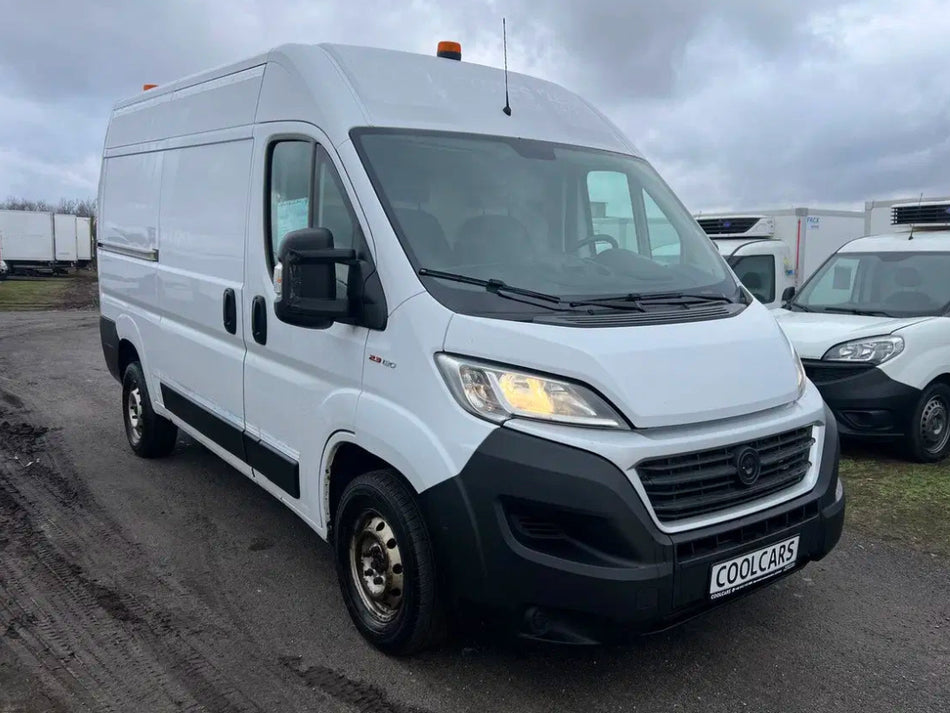 Furgon Fiat Ducato 2.3 (487)
