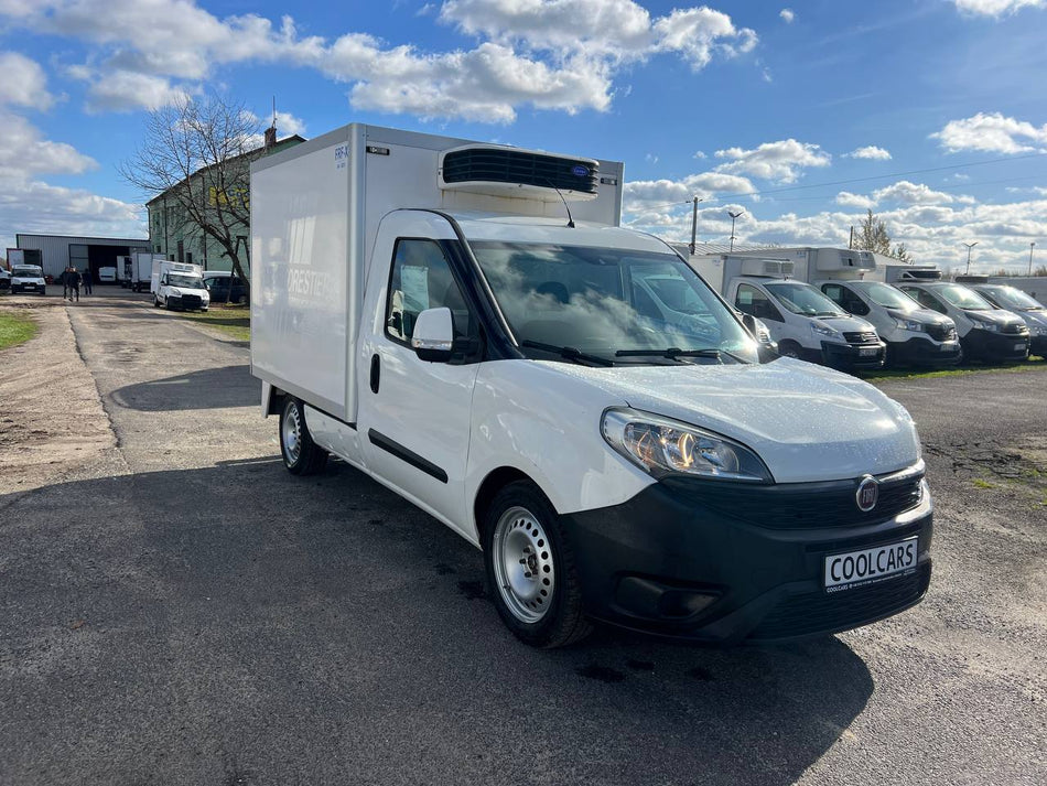 Fiat Doblo 1.6 Chłodnia  Carrier Xarios 200 2015 (355)