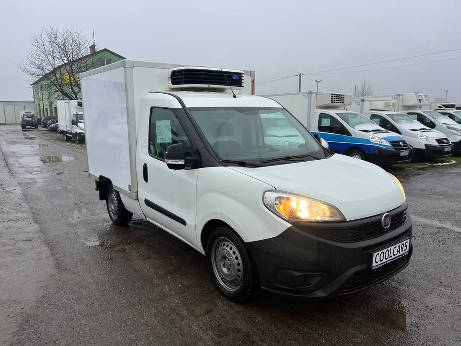 Fiat Doblo Manual   Izoterma Lecapitaine Carrier Xarios 200 (385)