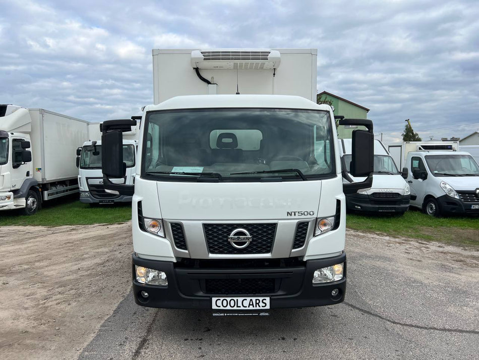 Nissan NT 500 Termo King V-300 Max 2015 (362)